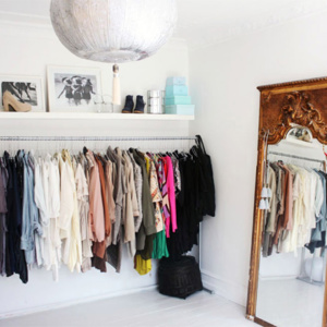 wardrobe-storage-idea-clothes-rack-2